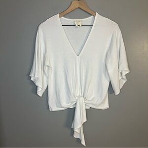 Harper Heritage White Tie Front V Neck Short Sleeve Sweater, Size Medium